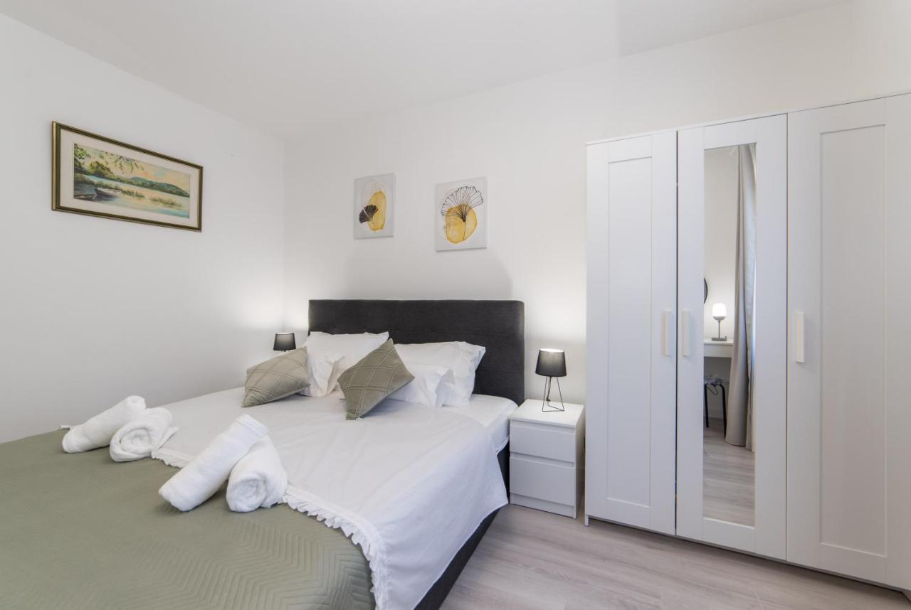 Apartman Porto 普洛切 外观 照片