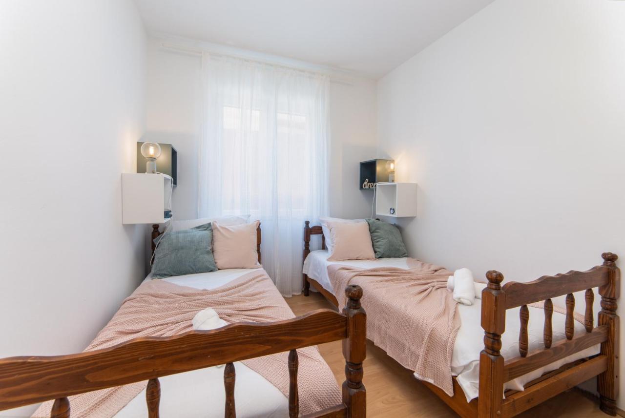 Apartman Porto 普洛切 外观 照片